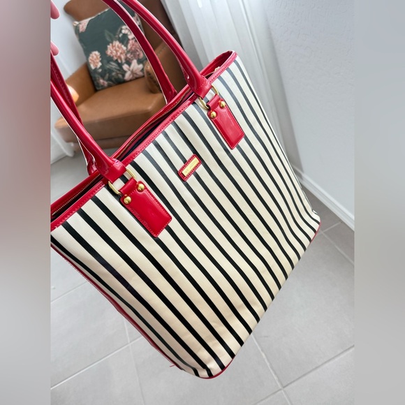 St. John PVC Tote in Black/Red/Ivory or light yellow hard to tell VGUC - Picture 8 of 17